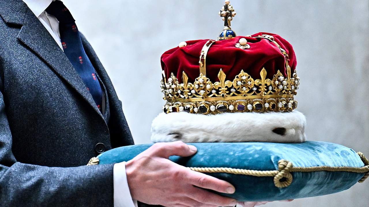 The Crowns of the Kings and Queens