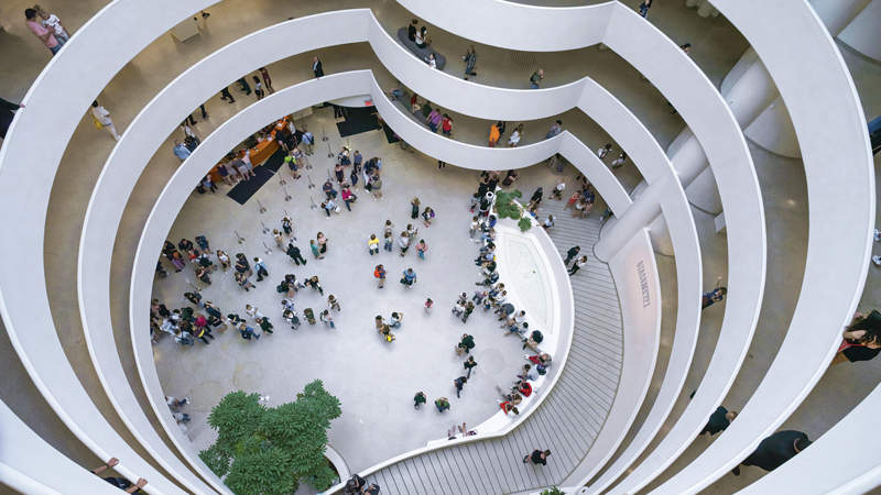 442 Art & Architecture Guggenheim b freeiamge
