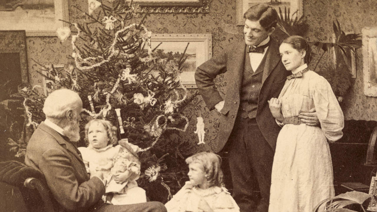  An American Christmas: Traditions Old and New
