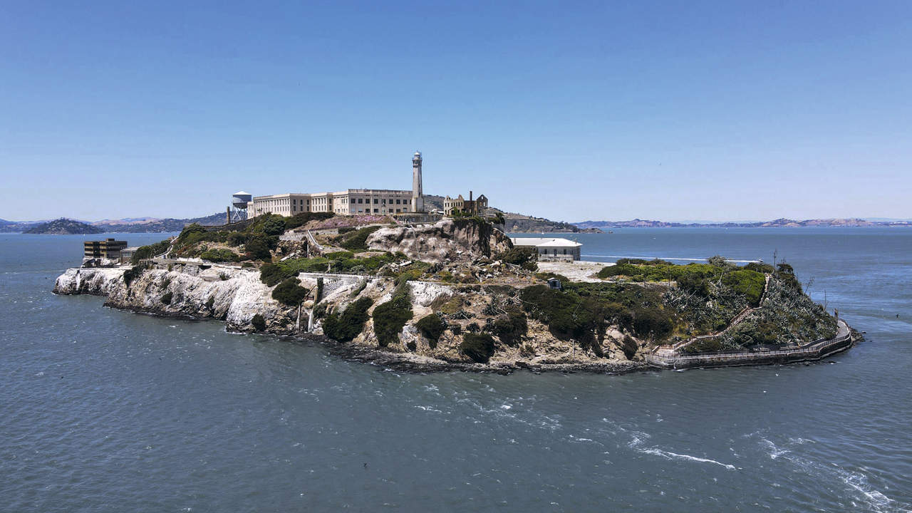 Alcatraz: Prison Island 